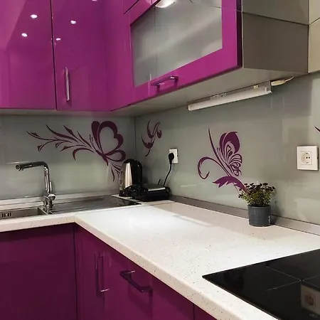 Spacious Near Center And The Апартаменты Сплит